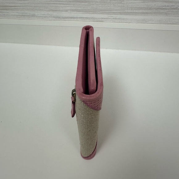 Yves Saint Laurent Pink and Cream Woven Clutch - Picture 5 of 13